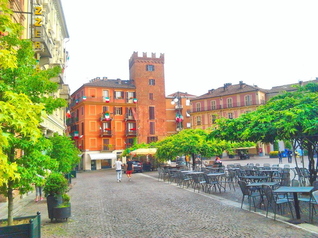 Luna Del Belvedere Asti Exterior photo