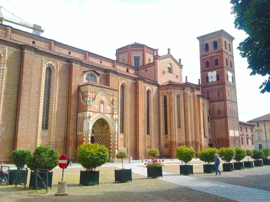 Luna Del Belvedere Asti Exterior photo